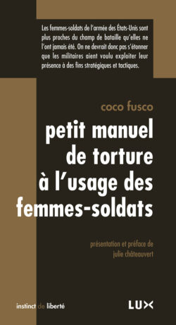 Couverture du livre : Petit manuel de torture à l'usage des femmes-soldats