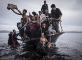 “Franchir la mer”, un livre sec et sans pathos sur l'épreuve des réfugiés