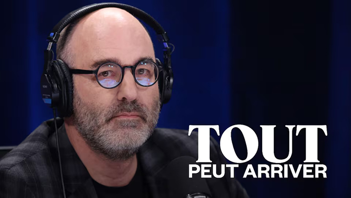 Affiche de l'émission «Tout peut arriver» avec un portrait photo d'Alain Deneault.