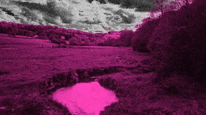 Photo retouchée d'un paysage de campagne.